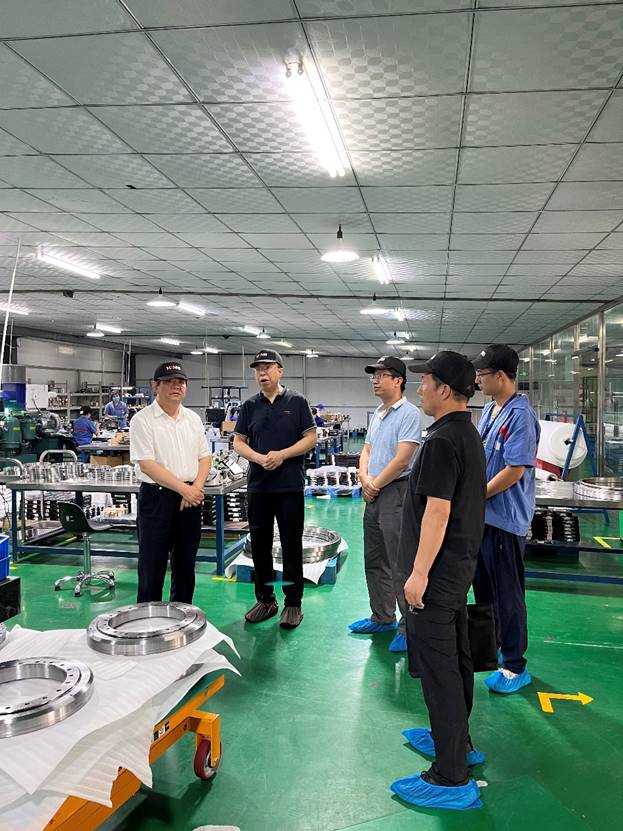 院長頡潭成一行深入企業走訪調研，助力技術服務對接